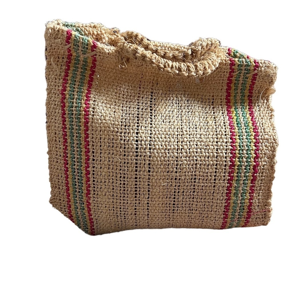 NWOT Mexican Sisal Handbag , Mini Straw Bag , Woven Sisal Bag